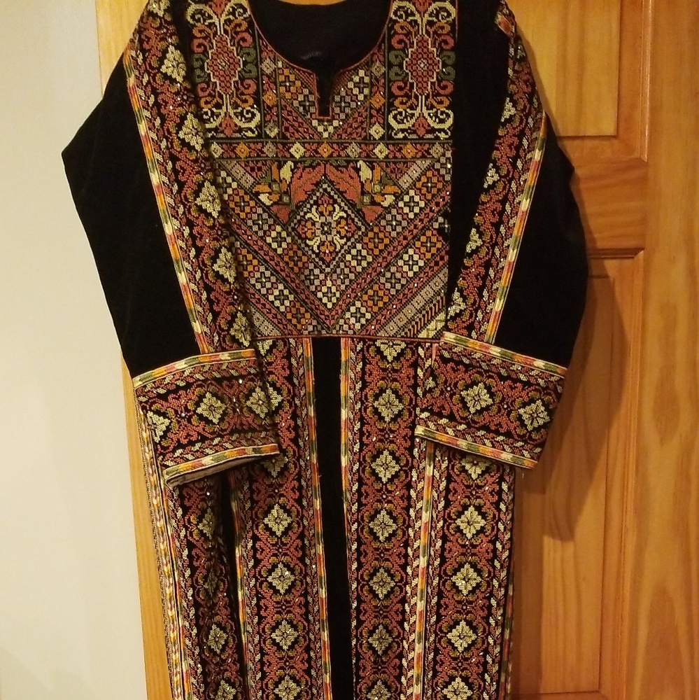 Beautiful heavy beaded velvet thobe